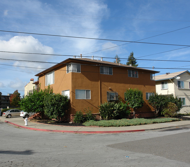 950 Karol Way in San Leandro, CA - Building Photo - Building Photo