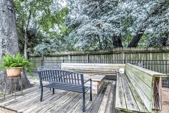 5001 Lamonte Ln in Houston, TX - Building Photo - Building Photo