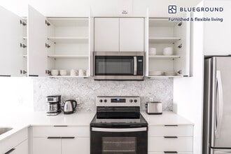 1301 W Koenig Ln in Austin, TX - Building Photo - Building Photo