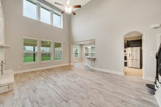 8325 Paola St in Round Rock, TX - Building Photo - Building Photo
