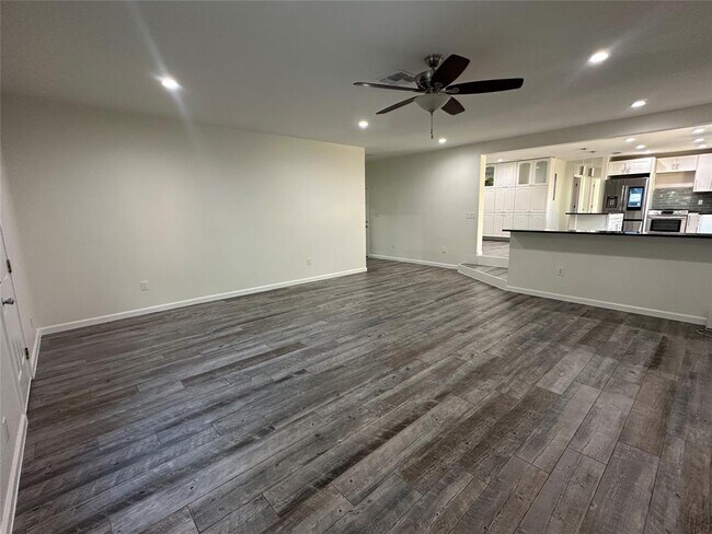 property at 908 Plateau Cir