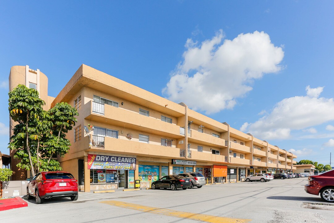 Tevere Apartments in Hialeah, FL - Building Photo