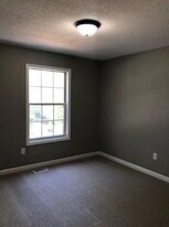 608 Amberwood Pl in Kingston, GA - Building Photo