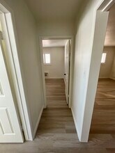 215 Covina Ave, Unit 4 in Long Beach, CA - Building Photo - Building Photo