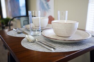 5821 Madden Ave in Los Angeles, CA - Foto de edificio - Building Photo