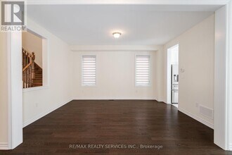 37 Royal Fern Cres in Caledon, ON - Building Photo - Building Photo
