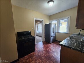 1306 E 134th St in East Cleveland, OH - Building Photo - Building Photo