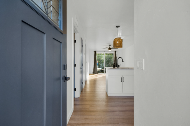 property at 205 W 25th St