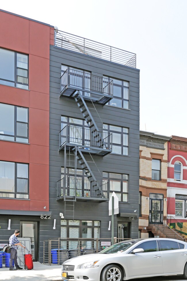 820 Saint Johns Pl in Brooklyn, NY - Building Photo - Building Photo