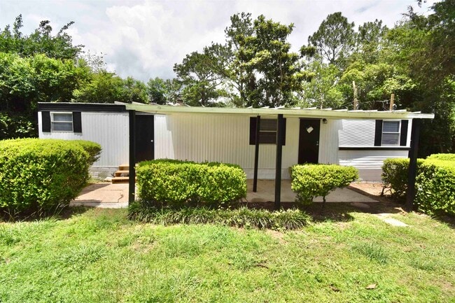 property at 2716 Deep Forest Cir