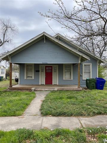 property at 118 Center St