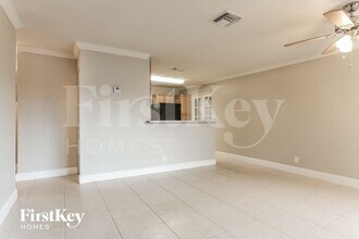 2411 NE 10th Ave in Pompano Beach, FL - Building Photo - Building Photo