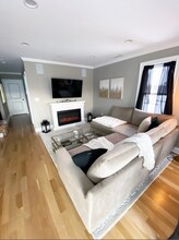 179 London St, Unit PH in Boston, MA - Building Photo - Building Photo