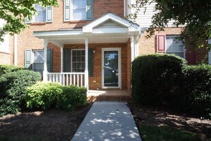 450 Wimmer St in Christiansburg, VA - Building Photo