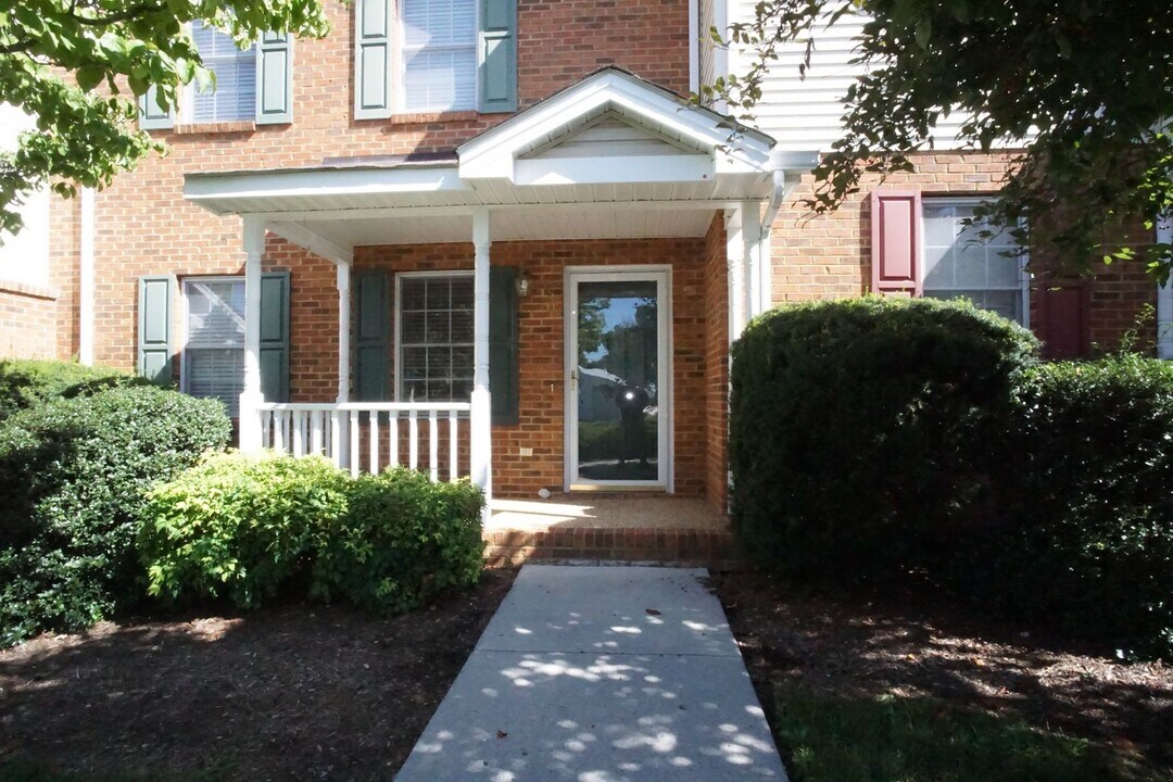 450 Wimmer St in Christiansburg, VA - Building Photo