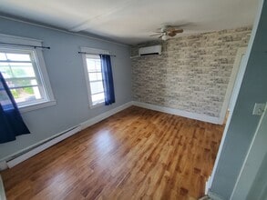 91 Highfield St in Moncton, NB - Building Photo - Building Photo