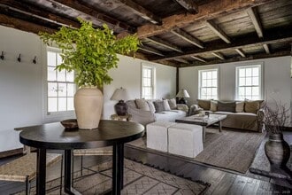 740 Little City Rd in Haddam, CT - Building Photo - Building Photo