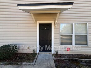 8605 Tower Falls Dr in Jacksonville, FL - Building Photo - Building Photo