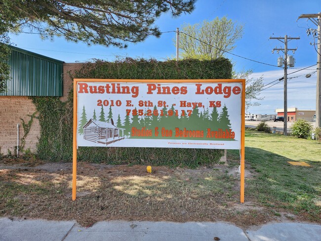 Rustling Pines Lodge