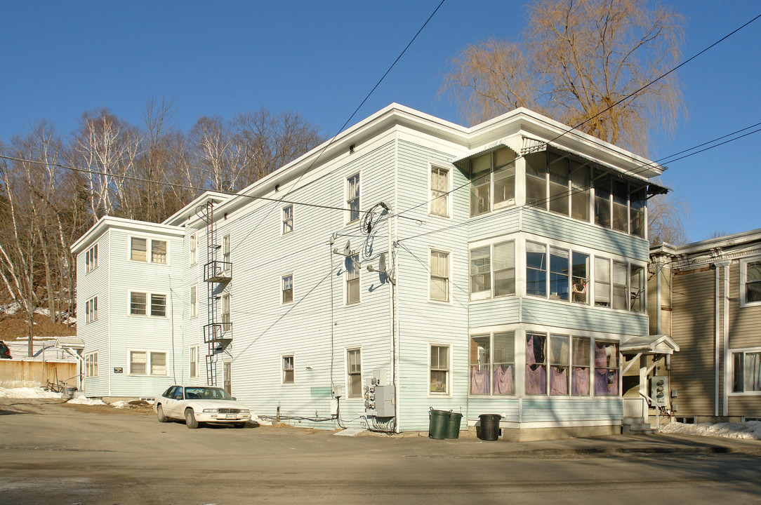 29 Boothby St in Augusta, ME - Foto de edificio