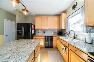 6201 Black Willow Dr in Greensboro, NC - Building Photo - Building Photo