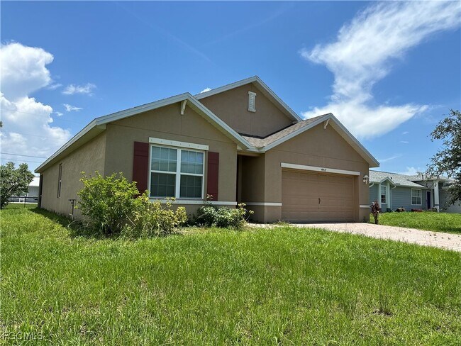 4417 SW 15th Pl in Cape Coral, FL - Building Photo - Building Photo