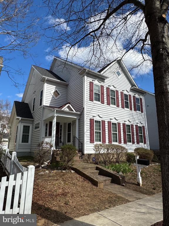 property at 609 Crooked Creek Dr