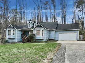 235 Township Dr in Hiram, GA - Building Photo