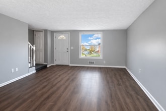 1005 Kayden Ln in Essex, MD - Foto de edificio - Building Photo