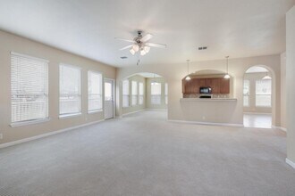8711 Gelvani Grove in Boerne, TX - Building Photo - Building Photo
