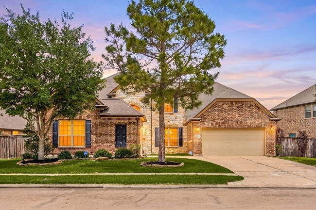 property at 9338 Taylor Cliff Ln