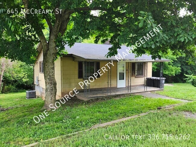 645 McCreary St in Winston-Salem, NC - Building Photo - Building Photo