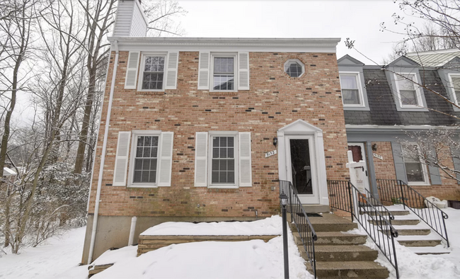 property at 3152 Bayswater Ct