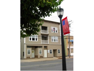 151 E Main St in Frankfort, NY - Foto de edificio