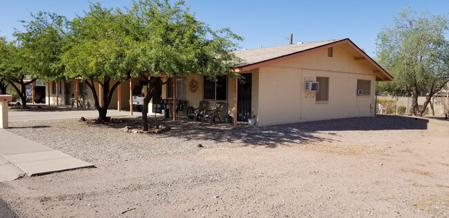 198 S Thunderbird Dr in Apache Junction, AZ - Building Photo - Building Photo