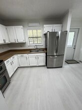 7214 San Castle Blvd in Lantana, FL - Building Photo - Building Photo