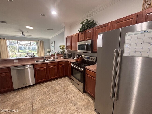1032 Hampton Cir in Naples, FL - Building Photo - Building Photo