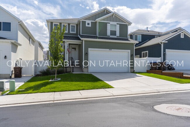 4712 Rustic Ranch Way in Eagle Mountain, UT - Building Photo - Building Photo