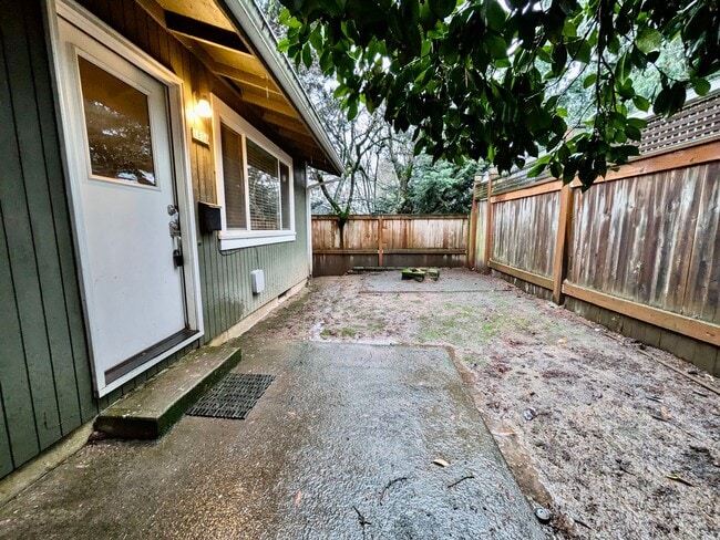 property at 1806 SE Sherrett St