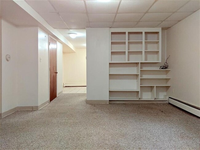 11 Cameron Ave, Unit B