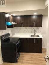 5568 Freshwater Dr in Mississauga, ON - Building Photo - Building Photo