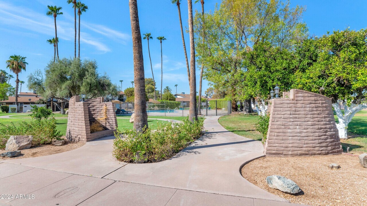 7635 E Minnezona Ave in Scottsdale, AZ - Building Photo