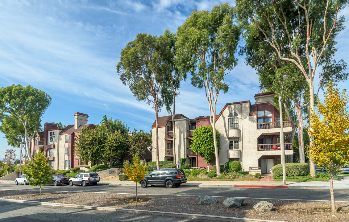 231 Bethany Rd, Unit 104 in Burbank, CA - Foto de edificio