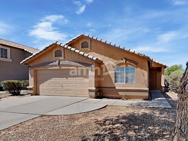 property at 720 S Ithica St