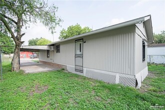 1322 Gearhart Dr in Alamo, TX - Building Photo - Building Photo