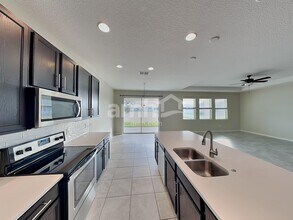 1813 Henley St in St. Cloud, FL - Building Photo - Building Photo