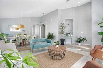 13625 Budworth Cir in Orlando, FL - Building Photo - Building Photo