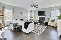 26068 Jawaher Pl in Aldie, VA - Foto de edificio - Building Photo