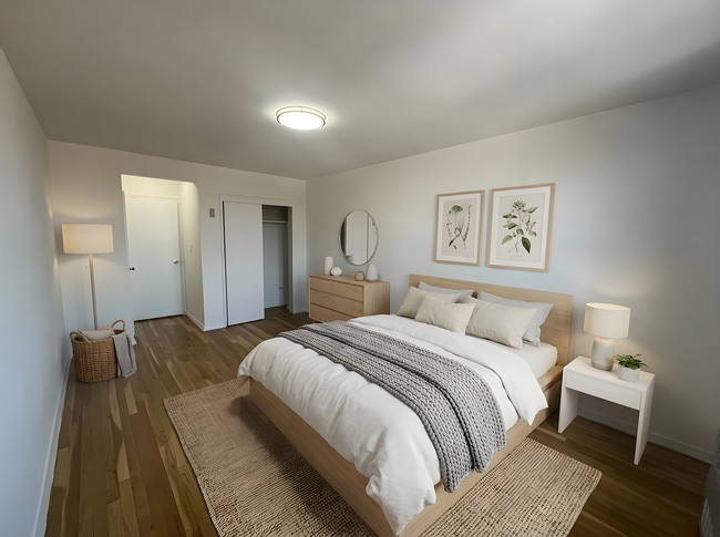 925 E 14th St in Brooklyn, NY - Building Photo - Building Photo