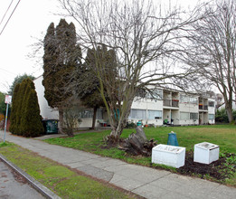 4400 Fremont Ave N in Seattle, WA - Building Photo - Building Photo